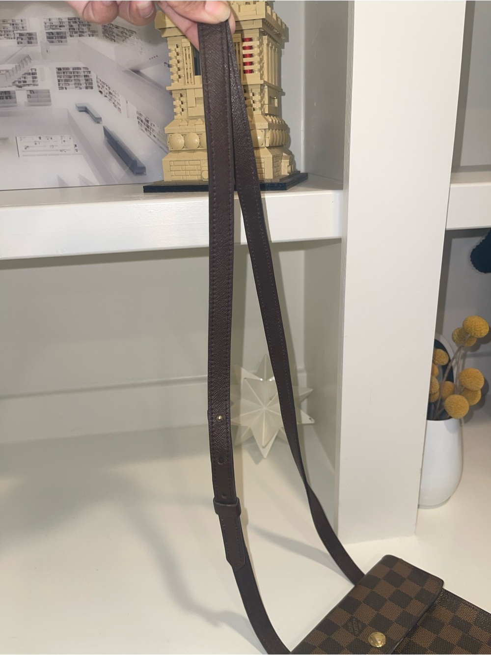 Authentic Vintage Louis Vuitton Damier Ebene Brown Crossbody Gold Hardware Snap - Picture 12 of 16